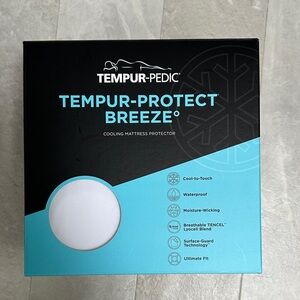 Tempur-Protect Breeze Mattress Protector - Black and Blue